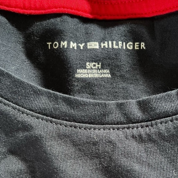 Tommy Hilfiger Logo Short Sleeve Crewneck Tee - Picture 5 of 5
